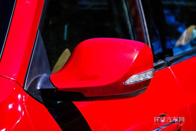 2014款 1.5T 自動四驅豪華型