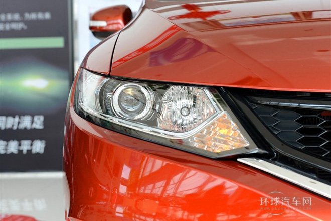 2014款 1.8L 自動(dòng)舒適精英版 5座