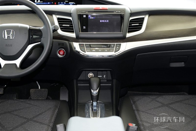 2014款 1.8L 自動(dòng)舒適精英版 5座