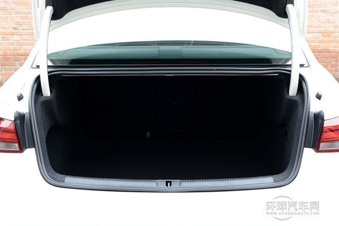 2014款 Limousine 35 TFSI 進取型