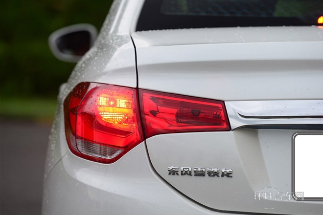 2014款 1.6THP 自動(dòng)車載互聯(lián)勁馳型