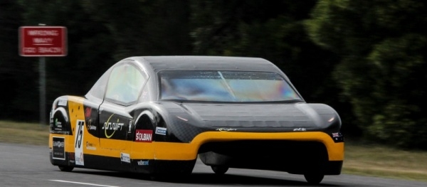 世界上Z快的電動汽車誕生：平均時速106.966公里