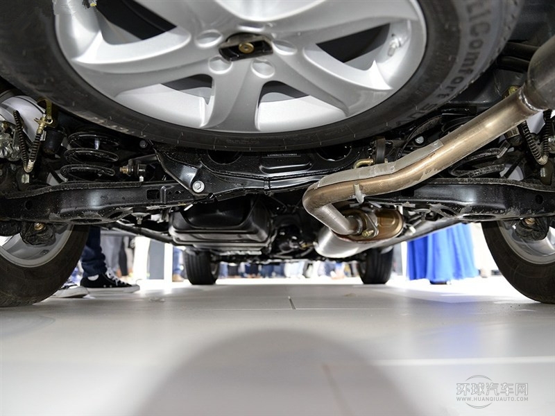 2014款 2.4L 自動(dòng)兩驅(qū)尊貴型