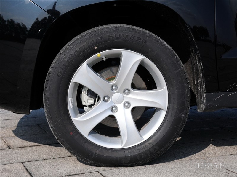 2014款 2.4L 自動(dòng)兩驅(qū)尊貴型