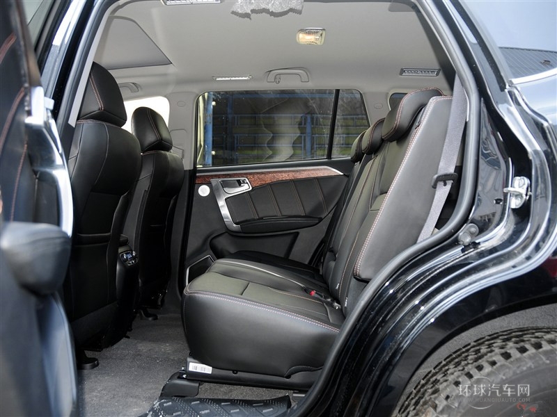 2014款 2.4L 自動兩驅尊貴型