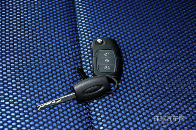 2014款  兩廂經典 1.8L 自動酷白典藏版