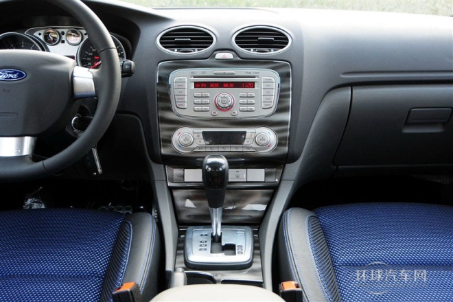 2014款  兩廂經典 1.8L 自動酷白典藏版