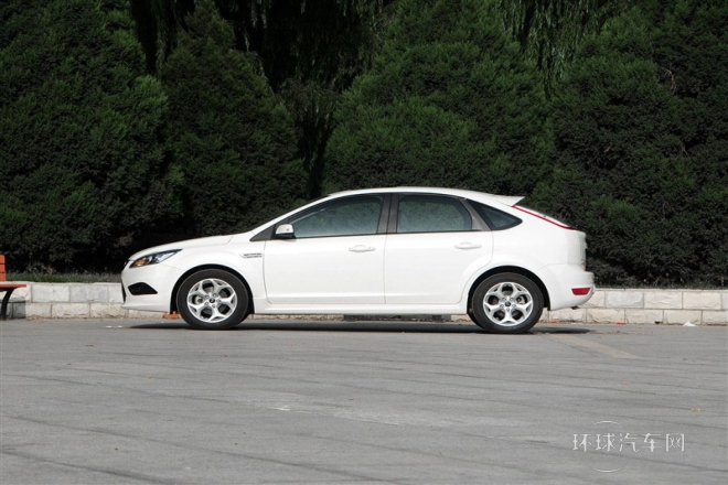 2014款  兩廂經典 1.8L 自動酷白典藏版