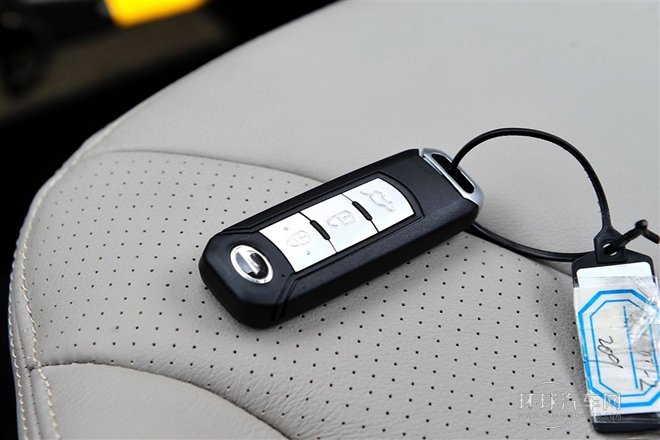 2015款 1.8T 自動兩驅精英版