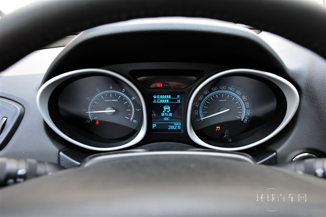 2015款 1.8T 自動兩驅精英版