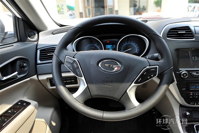 2015款 1.8T 自動(dòng)兩驅(qū)精英版