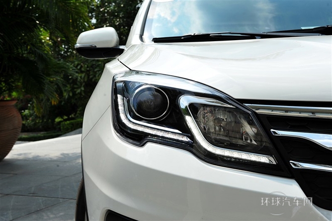 2015款 1.8T 自動兩驅精英版