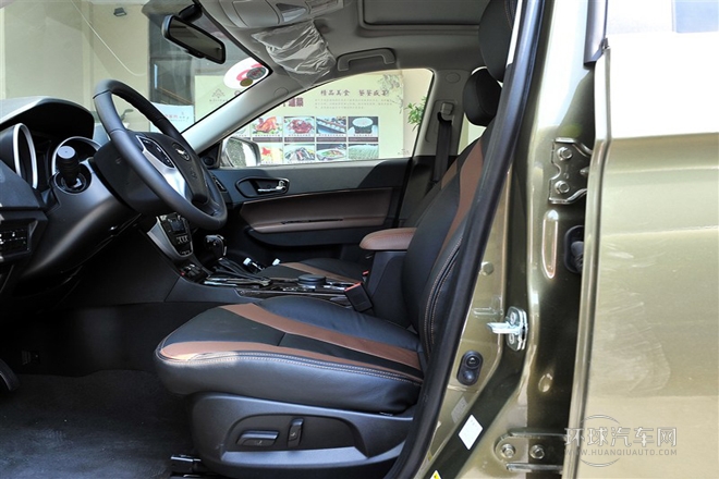 2015款 1.8T 自動(dòng)兩驅(qū)豪華版