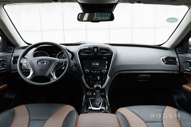 2015款 1.8T 自動兩驅至尊版