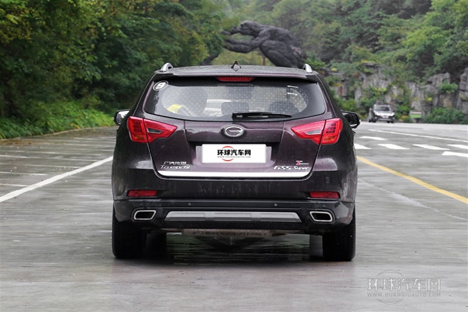 2015款 1.8T 自動兩驅(qū)至尊版