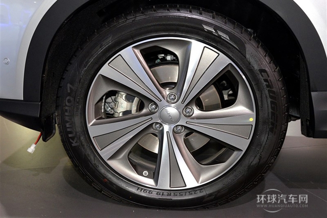 2014款 2.0T 自動兩驅基本型