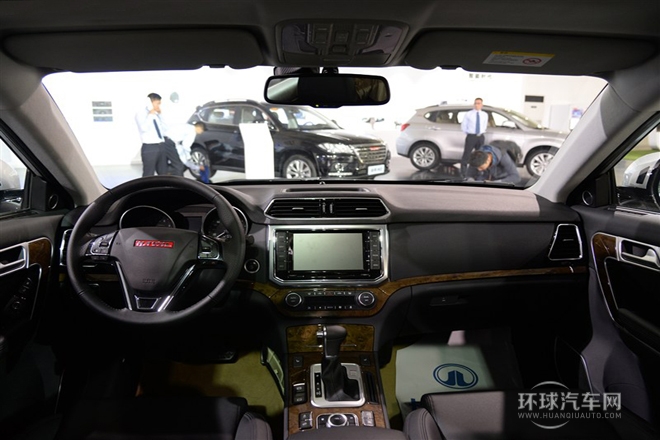 2014款 2.0T 自動兩驅(qū)基本型