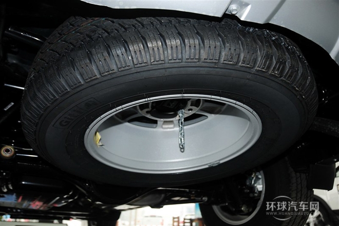 2015款 2.0T 手動四驅精英型