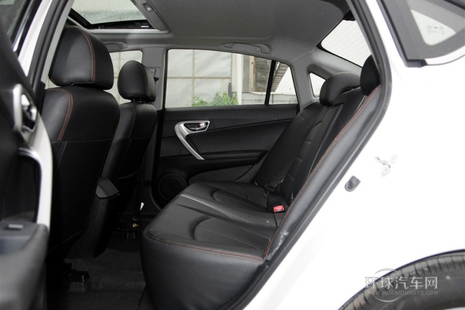 2015款 1.5L 手動旗艦型