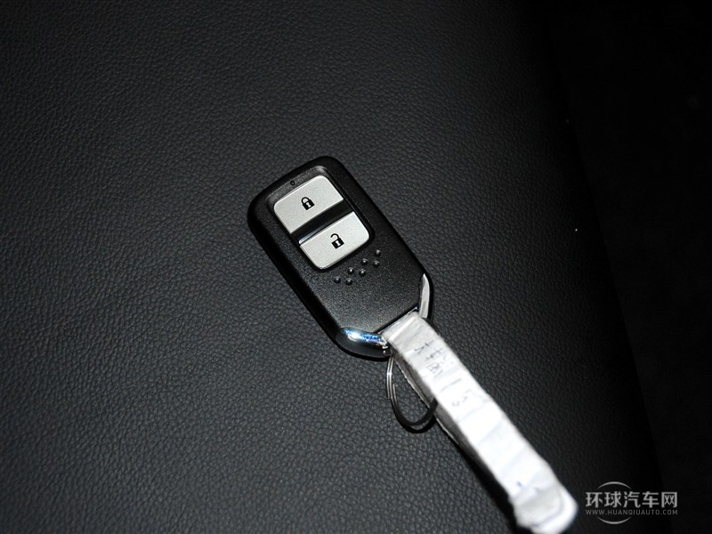 2015款 1.8L CVT四驅旗艦型