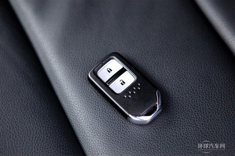 2015款 1.8L 手動兩驅精英型