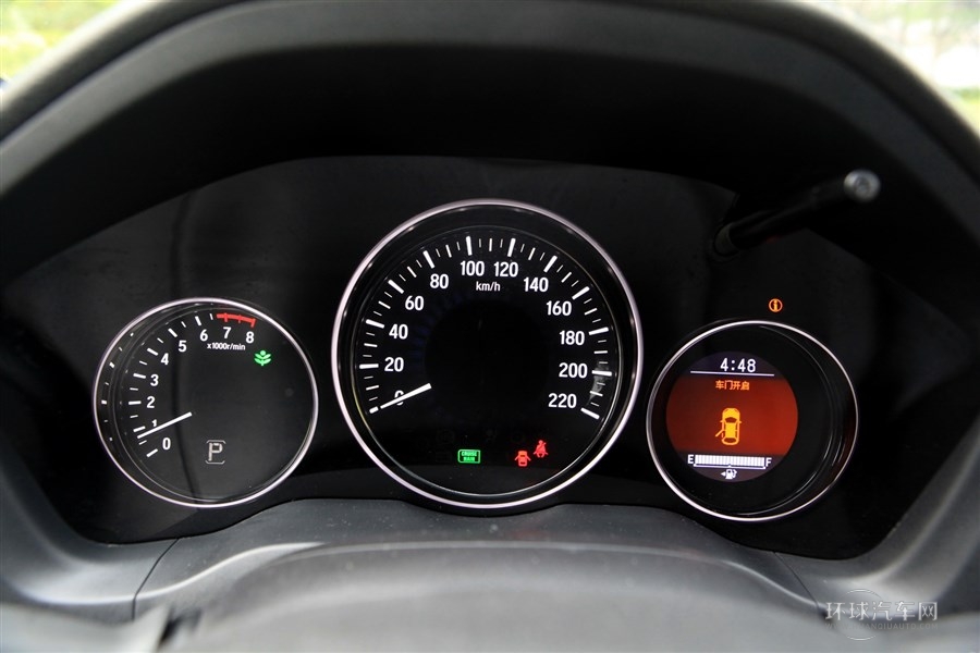 2015款 1.8L 手動(dòng)兩驅(qū)精英型