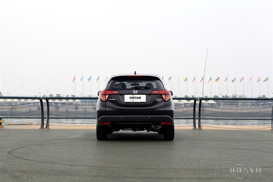 2015款 1.8L 手動兩驅精英型