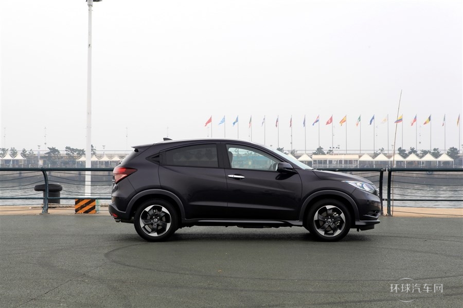 2015款 1.8L 手動兩驅精英型