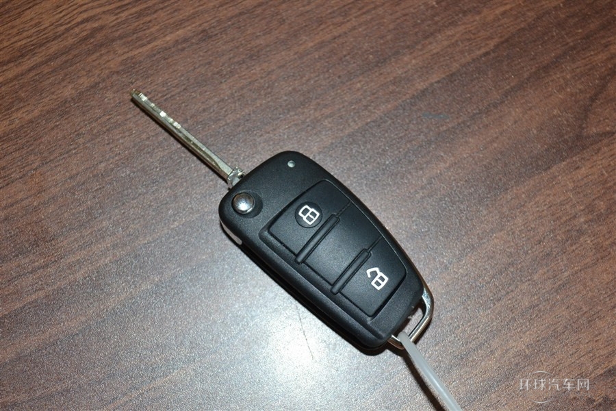 2014款1.9T柴油手動(dòng)公務(wù)版