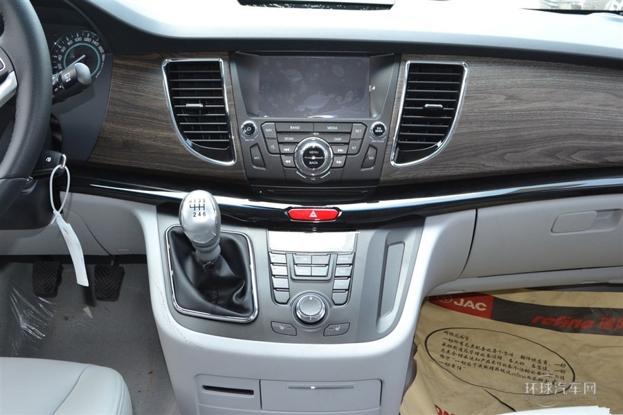 2014款1.9T柴油手動公務版