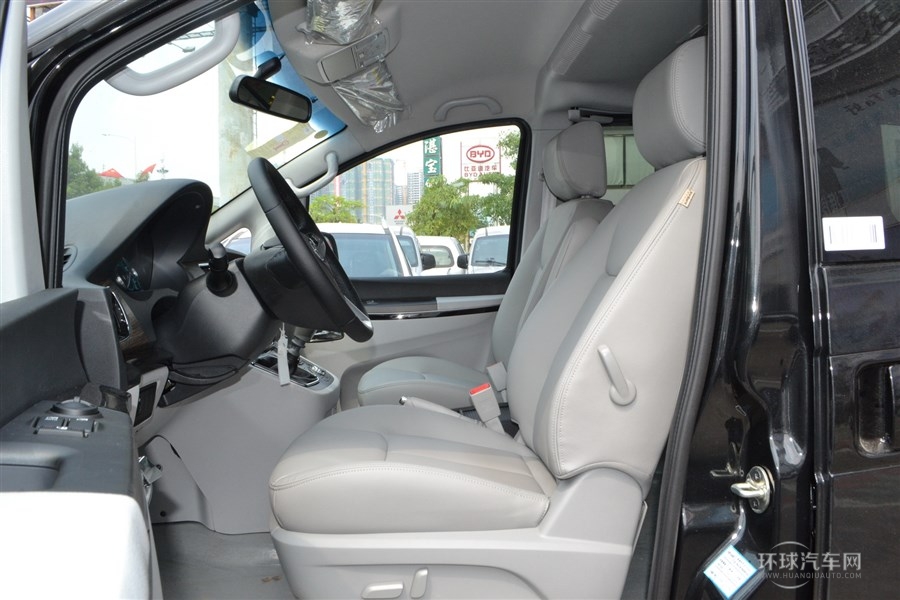 2014款1.9T柴油手動公務版