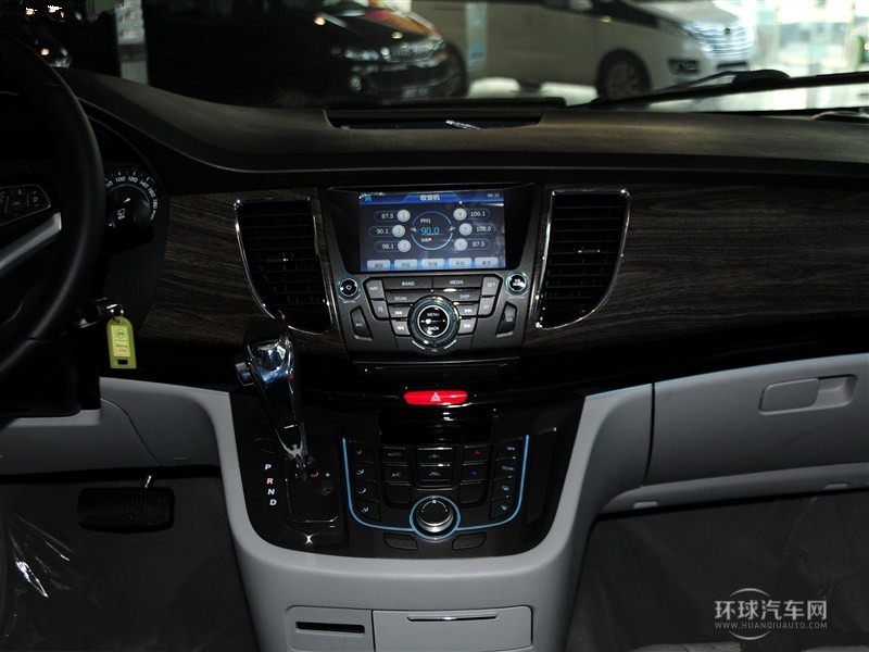 2014款1.9T柴油手動商務版