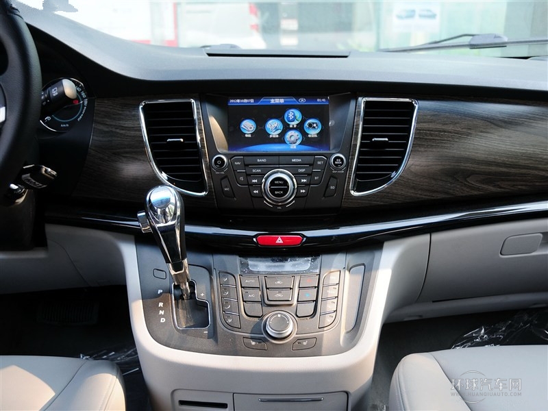 2014款1.9T柴油手動商務版