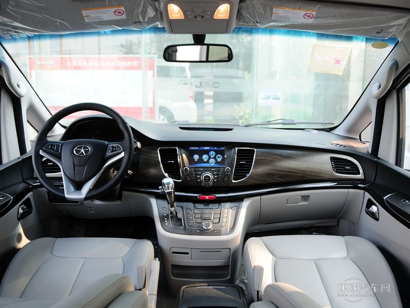 2014款1.9T柴油手動商務版