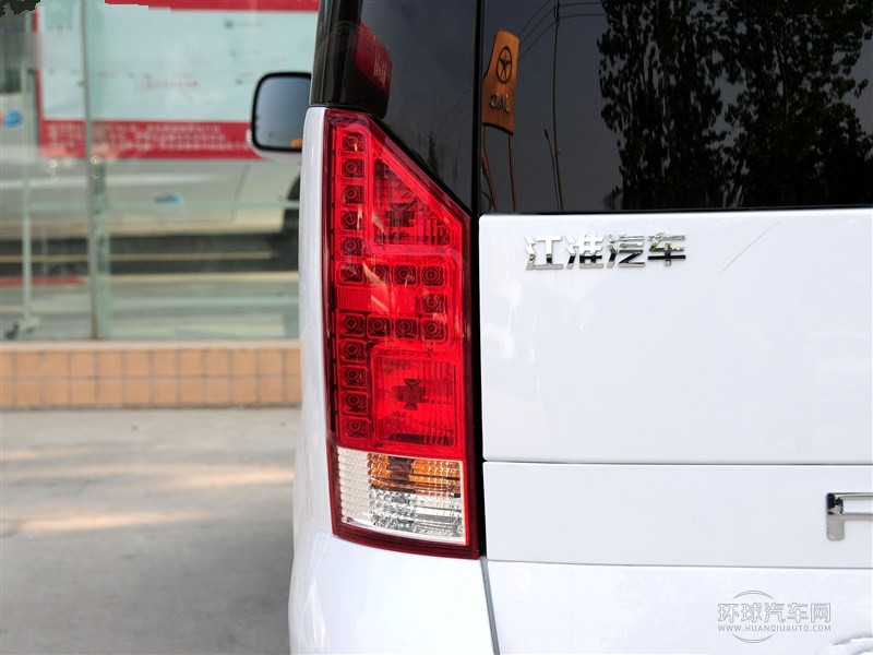 2014款1.9T柴油手動商務版