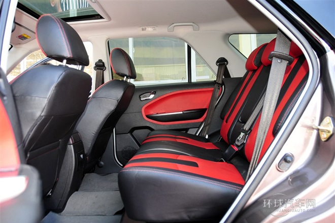 2015款 2.4L 四驅旗艦版