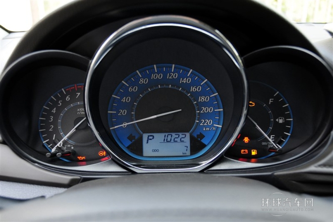 2015款 1.5E 自動魅動版