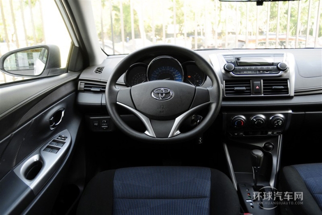 2015款 1.5E 自動魅動版