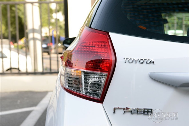 2015款 1.5G 自動炫動天窗特別版