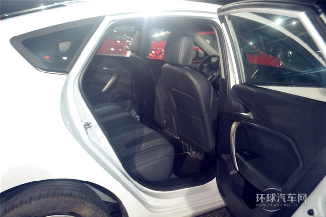 2015款 1.5T 自動豪華版