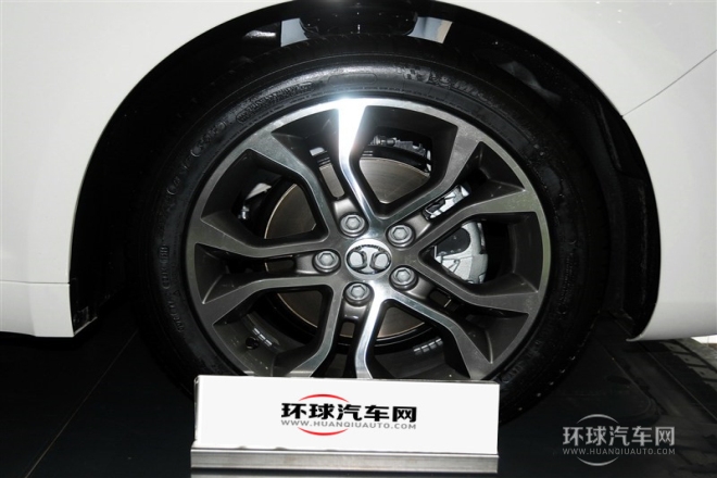 2014款 1.8T 自動豪華型