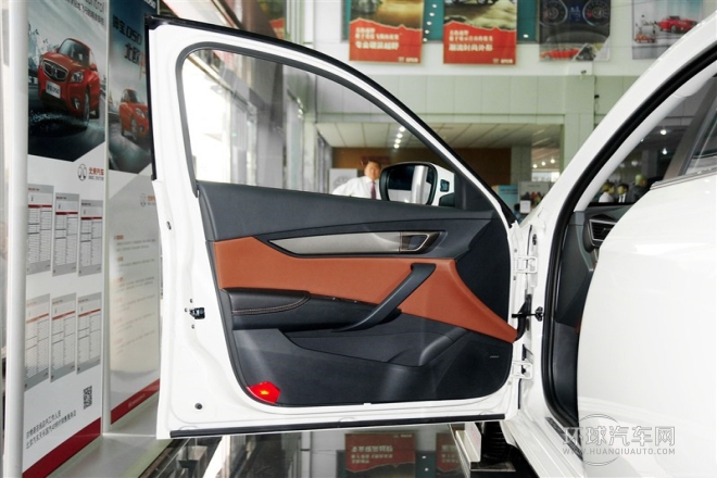 2014款 1.8T 自動豪華型