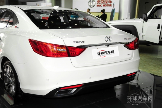 2014款 1.8T 自動(dòng)豪華型