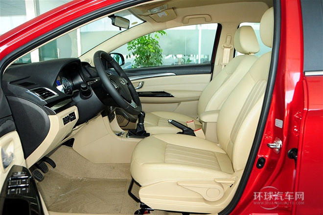 2015款 1.5L 手動豪華型