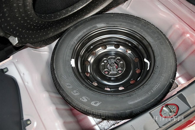 2015款 1.2L 手動暢享型