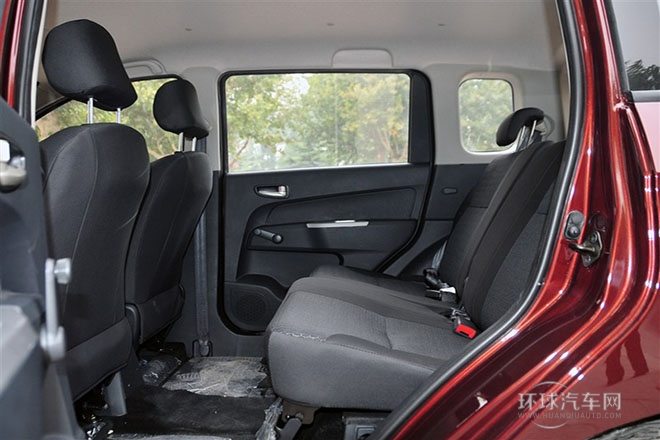 2015款 1.2L 手動暢享型