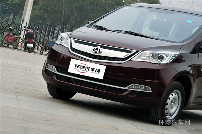 2015款 1.2L 手動暢享型