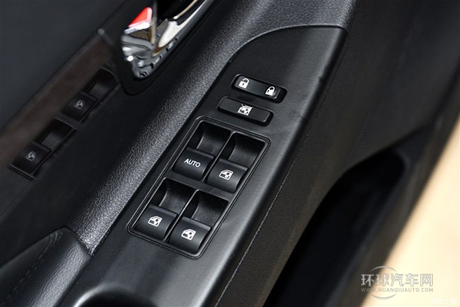 2014款 1.8T 自動尊貴周年版 國IV