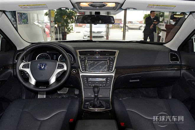 2014款 1.8T 自動尊貴周年版 國IV