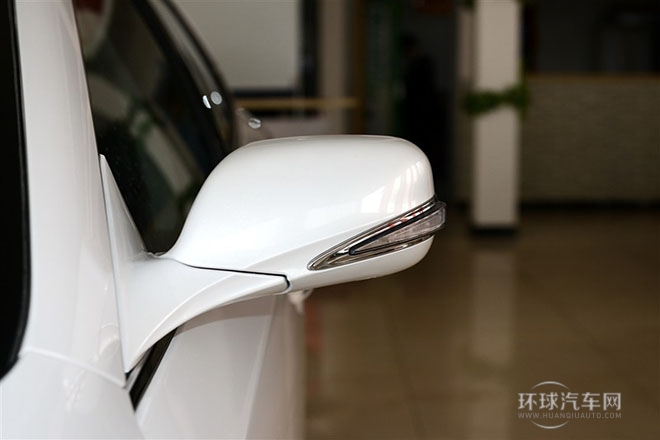 2014款 1.8T 自動(dòng)尊貴周年版 國(guó)IV